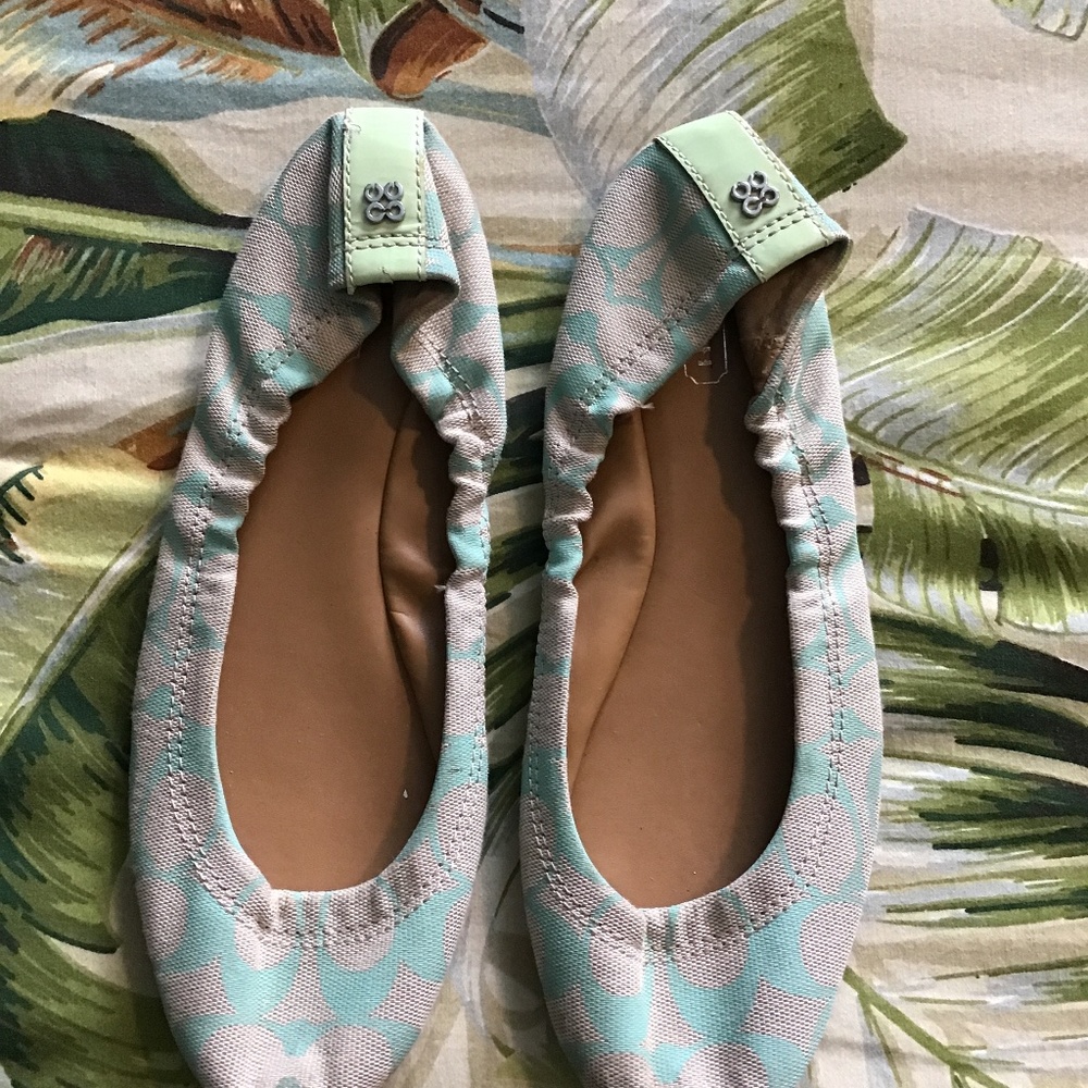 Coach flats